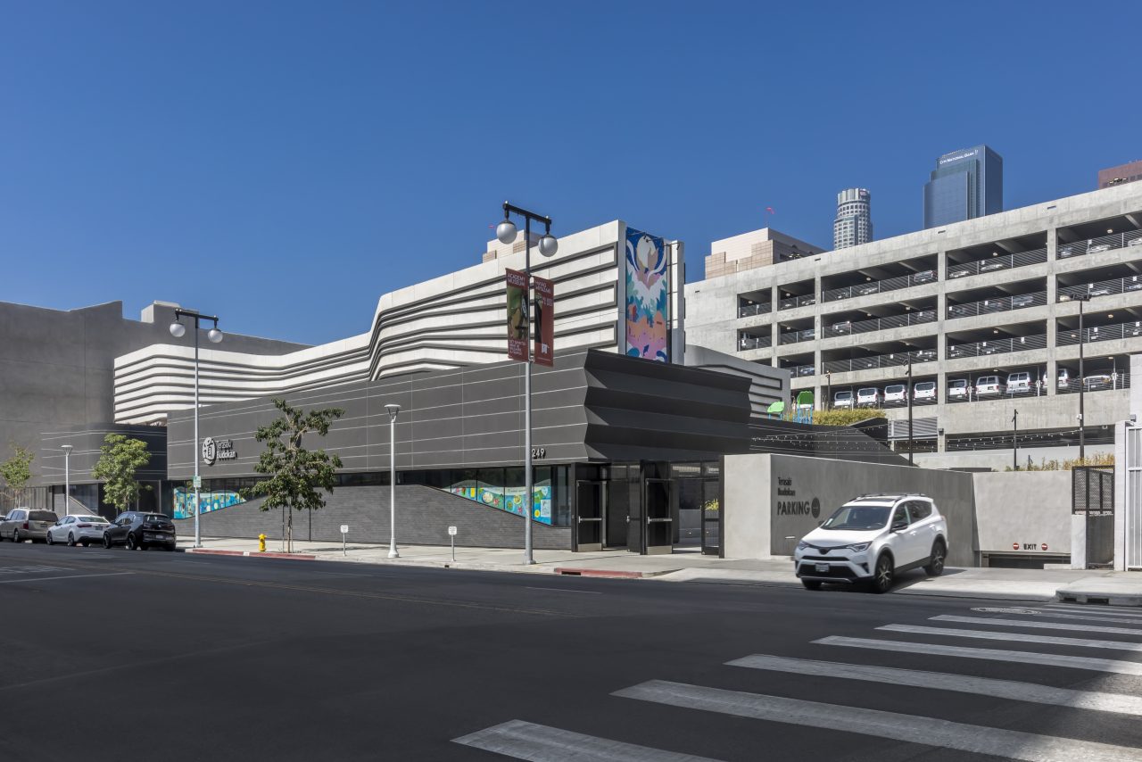 Terasaki Budokan of Los Angeles Sports Complex Gruen Associates